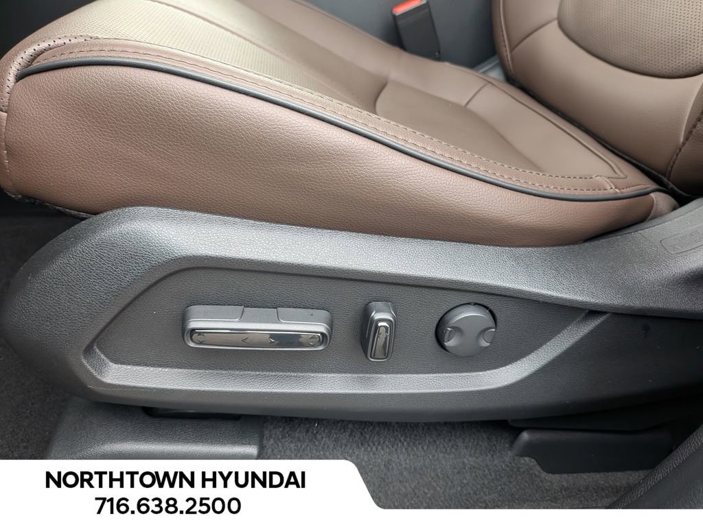 Used 2026 Honda Pilot Elite image 35