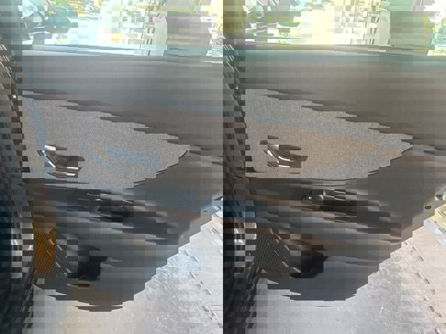 New 2026 Hyundai Elantra Limited image 28