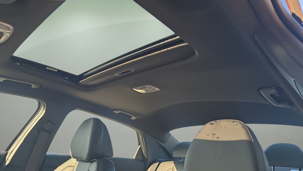 New 2026 Hyundai Elantra SEL Sport FWD image 15