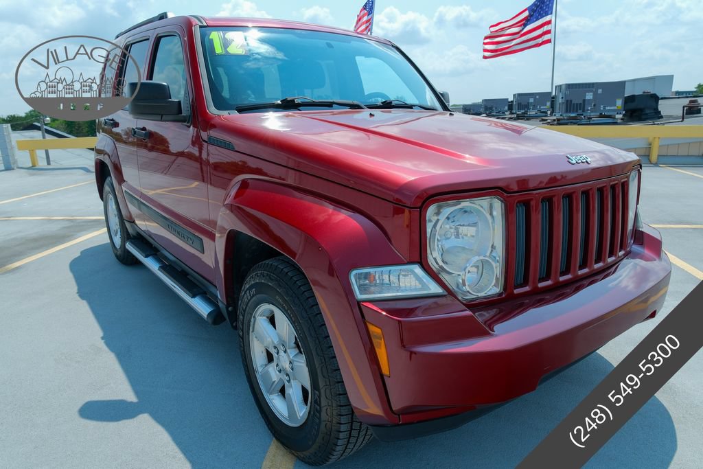 Used 2012 Jeep Liberty Sport w/ Popular Equipment Group AWD/4WD image 4