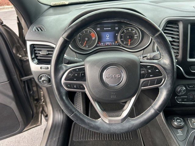 Used 2021 Jeep Cherokee Latitude Lux 80th Anniv w/ Quick Order Package 26U 80TH image 18