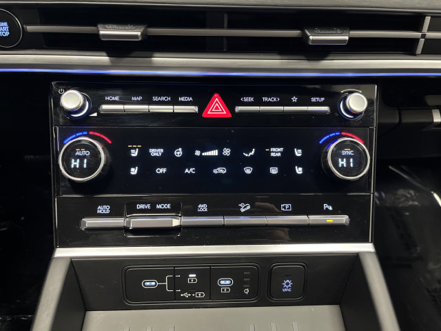 Used 2024 Hyundai Santa Fe Limited AWD/4WD image 21