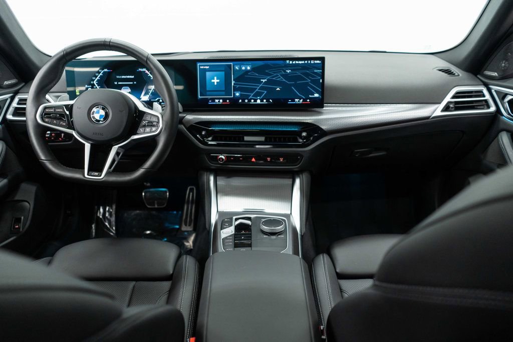 Used 2025 BMW 430i xDrive w/ M Sport Package image 11