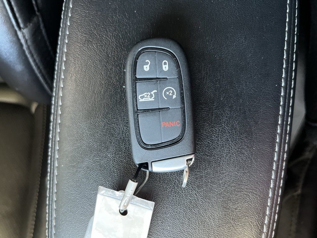 Used 2022 Jeep Cherokee Latitude Lux FWD image 31