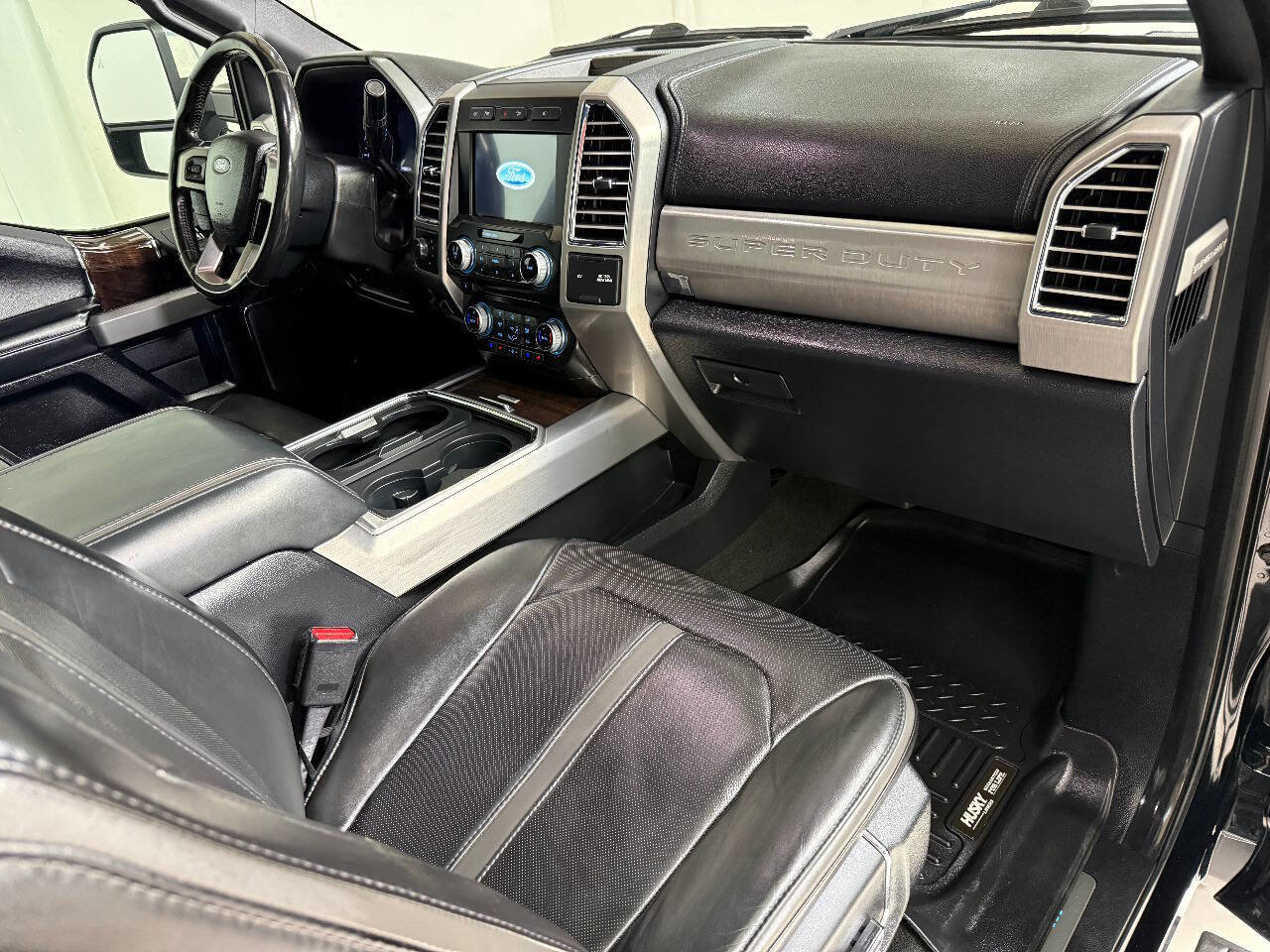 Used 2017 Ford F250 Platinum w/ FX4 Off-Road Package image 25