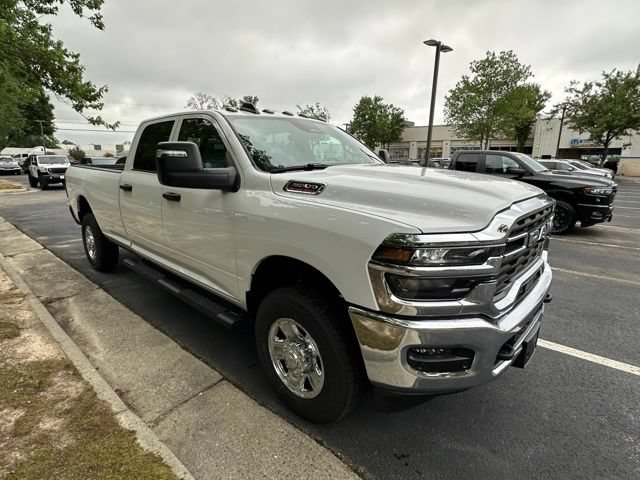 New 2026 RAM 3500 Tradesman AWD/4WD image 8