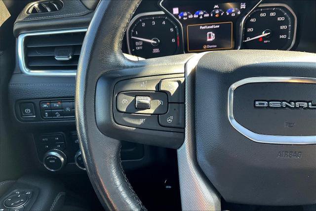 Used 2021 GMC Yukon XL Denali w/ Denali Premium Package AWD/4WD image 11