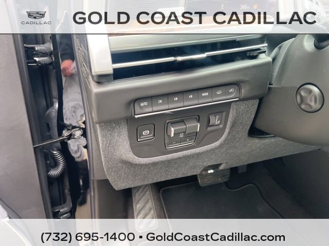 Certified 2026 Cadillac Escalade Platinum Sport AWD/4WD image 23