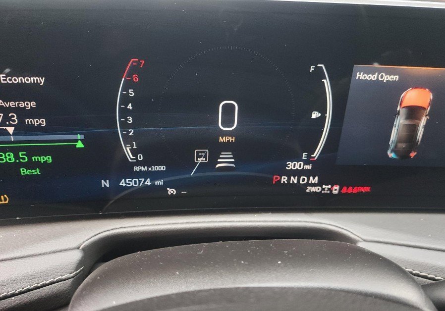 Used 2024 Cadillac XT4 Premium Luxury image 10