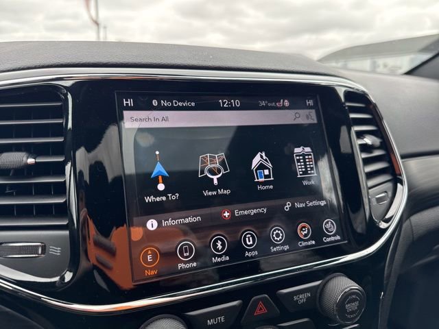 Used 2019 Jeep Grand Cherokee Altitude image 34