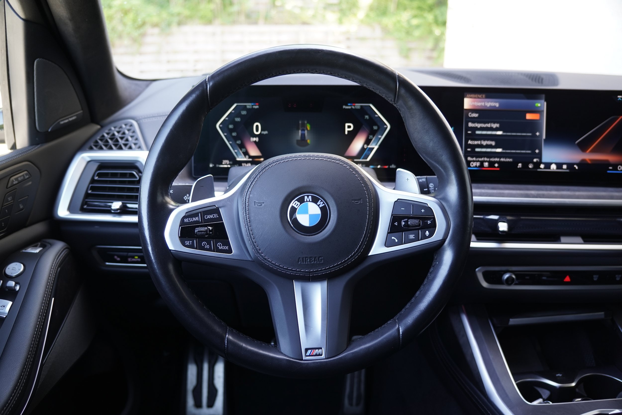 Used 2024 BMW X7 xDrive40i w/ M Sport Package AWD/4WD image 17