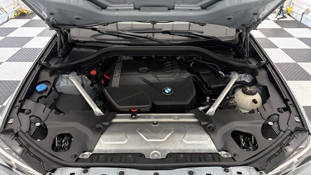 Used 2024 BMW X4 xDrive30i AWD/4WD image 11