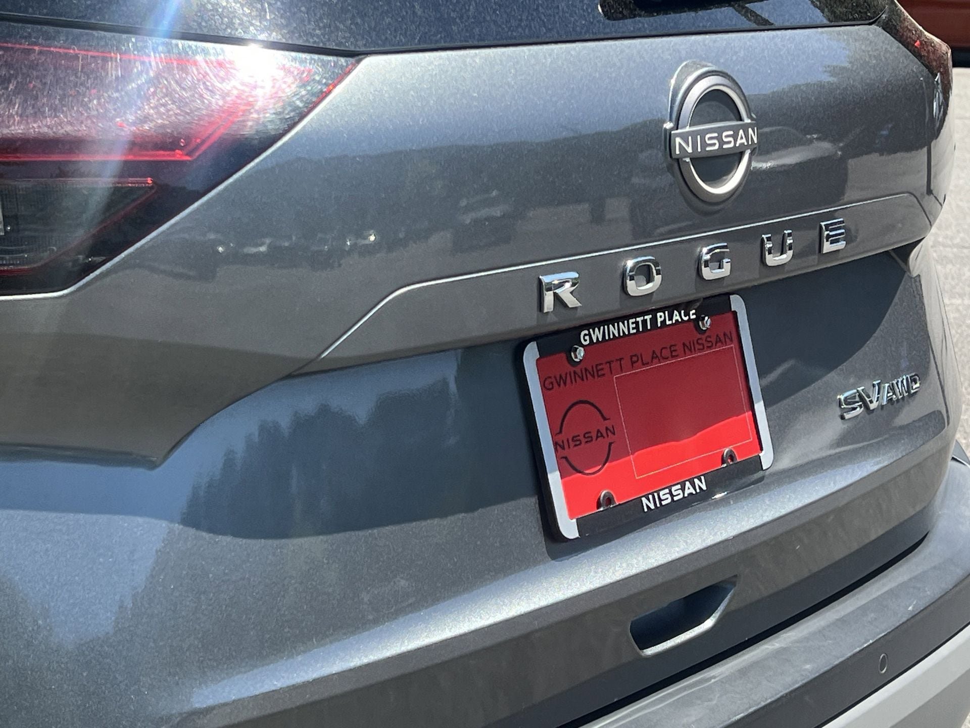 Used 2023 Nissan Rogue SV AWD/4WD image 29