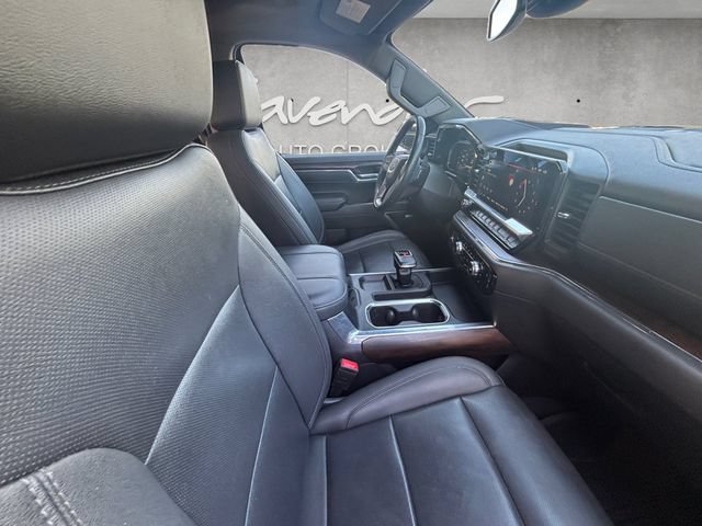 Used 2023 GMC Sierra 1500 SLT w/ SLT Convenience Package RWD image 30