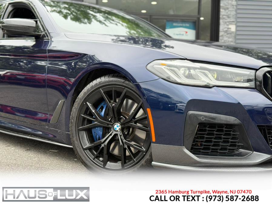Used 2021 BMW M550i xDrive w/ Premium Package image 3