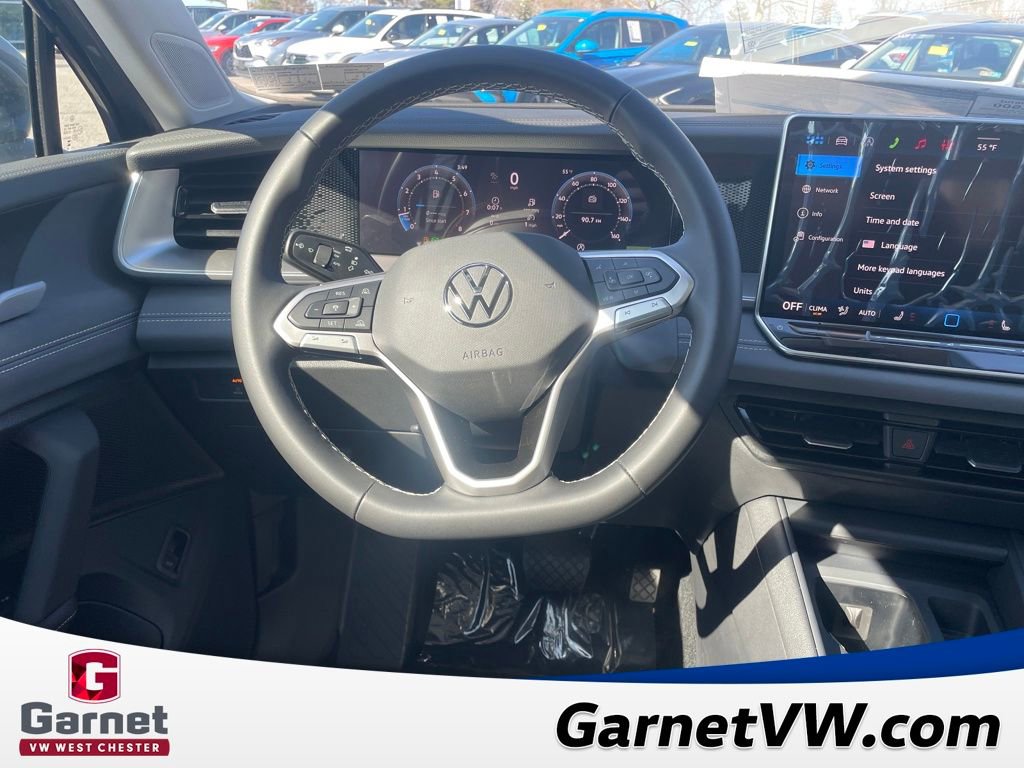 New 2026 Volkswagen Tiguan SE image 13