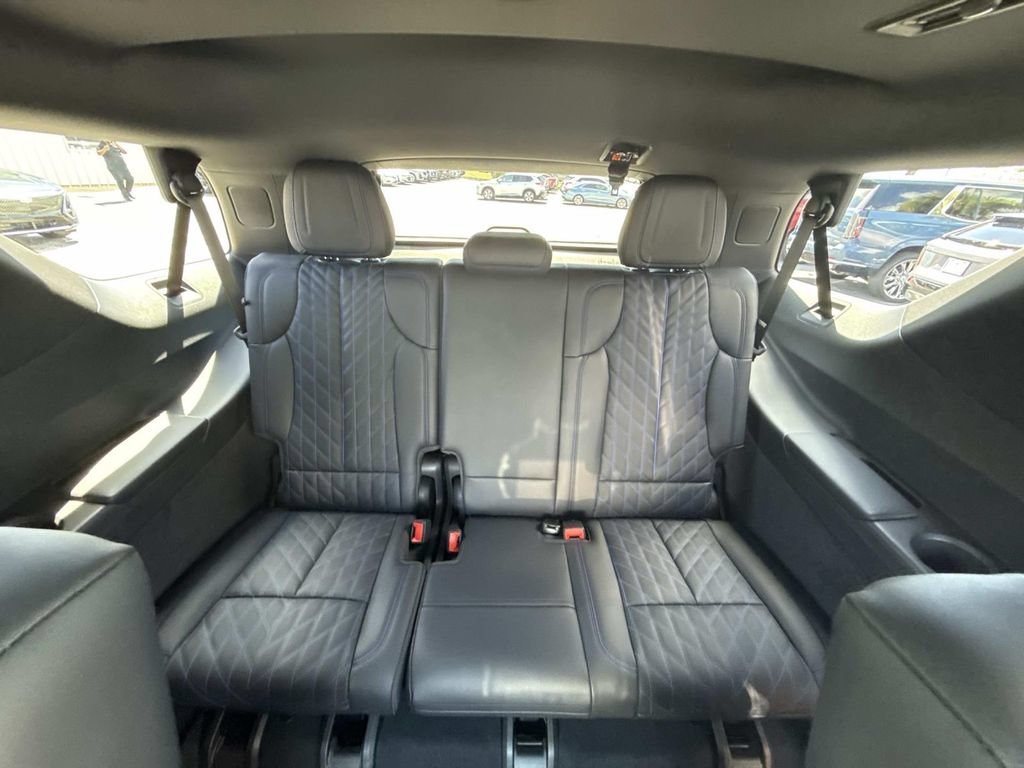 New 2026 Cadillac Escalade IQL Luxury w/ LPO, Radiant Package AWD/4WD image 19