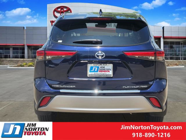 Used 2021 Toyota Highlander Platinum AWD/4WD image 7