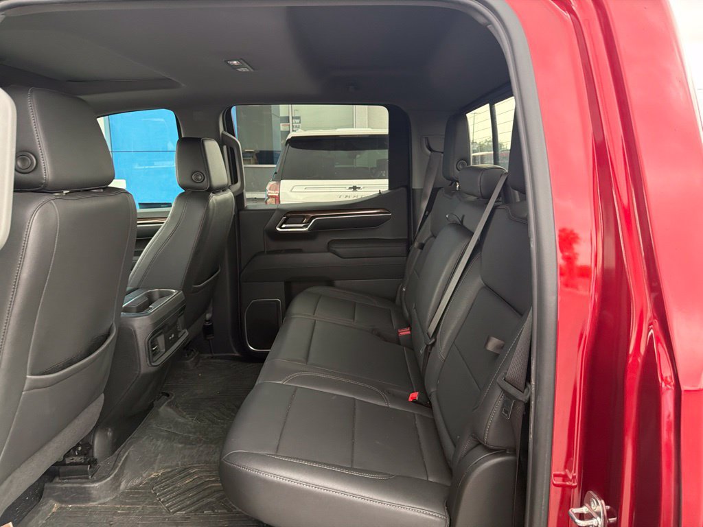 Used 2023 Chevrolet Silverado 1500 RST AWD/4WD image 16