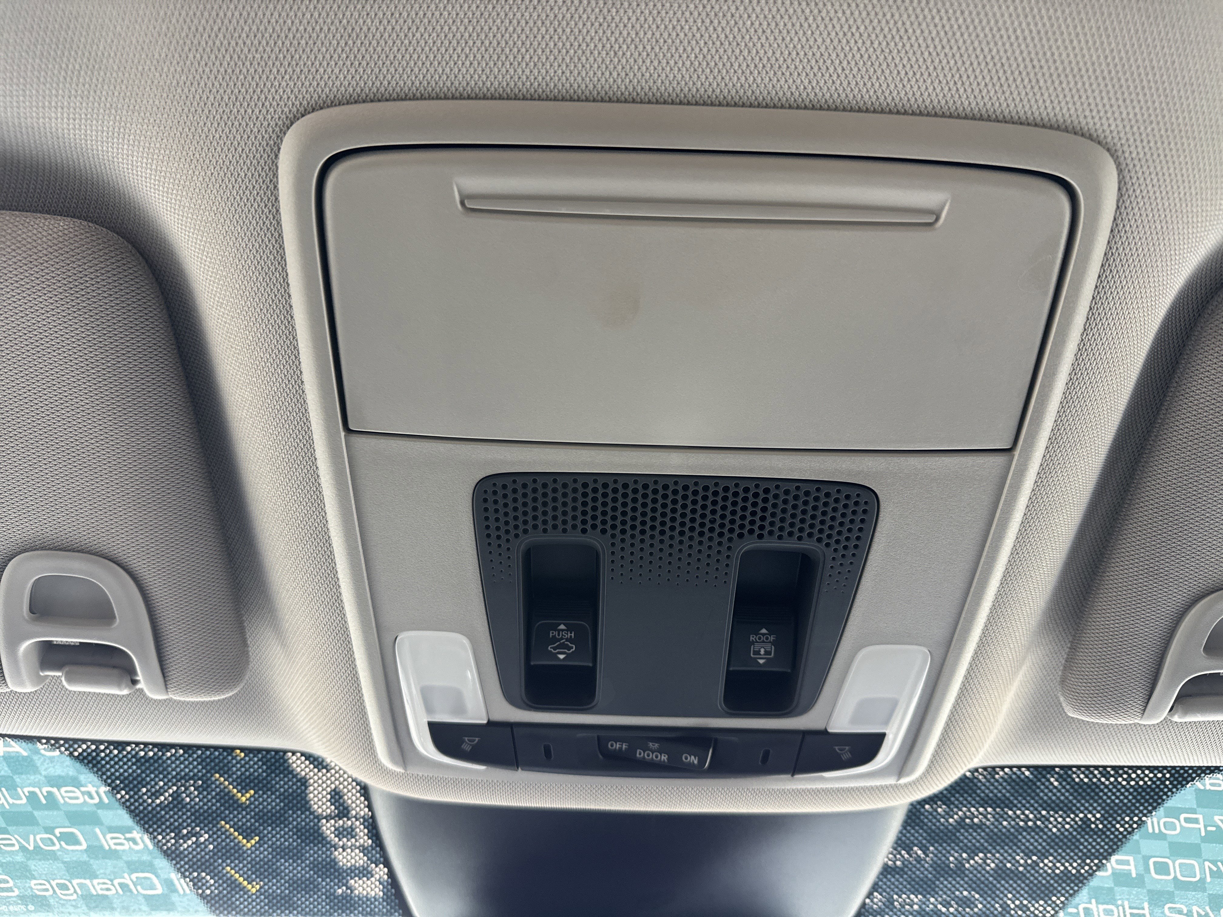 Used 2025 Honda Pilot Touring image 26