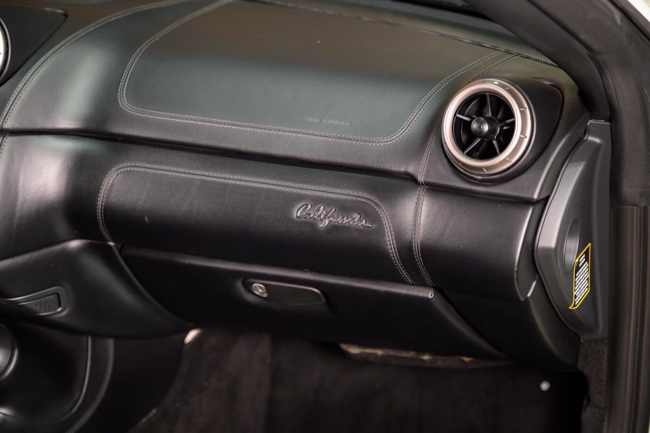 Used 2014 Ferrari California image 36