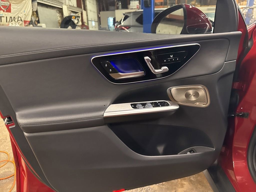 Certified 2024 Mercedes-Benz GLC 300 4MATIC image 11