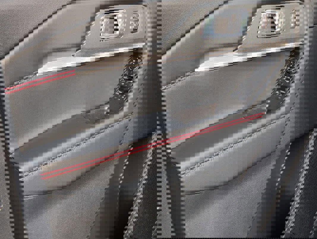 New 2026 Ford Explorer ST-Line w/ ST-Line Street Pack image 10