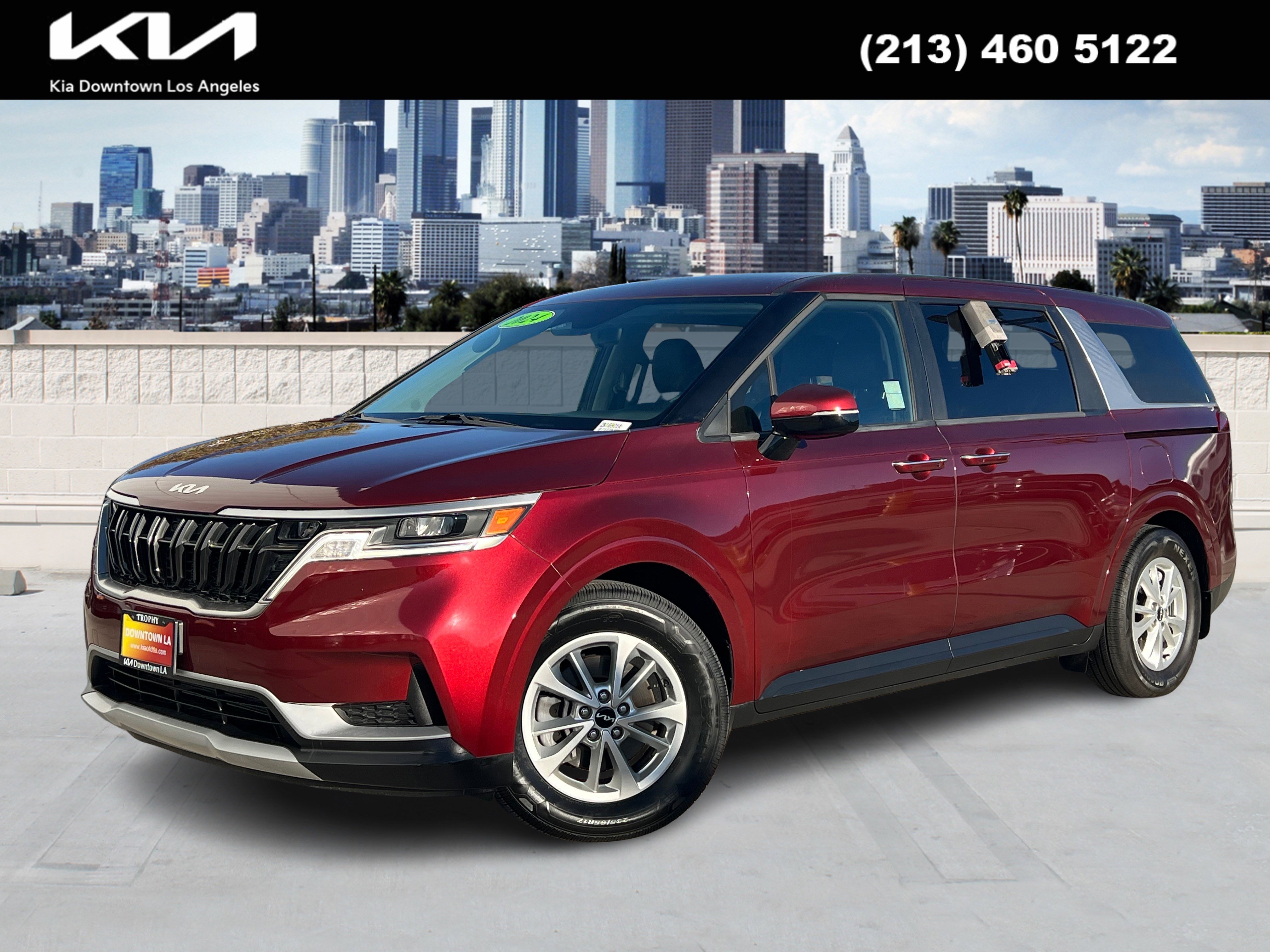 Used 2024 Kia Carnival LX image 1