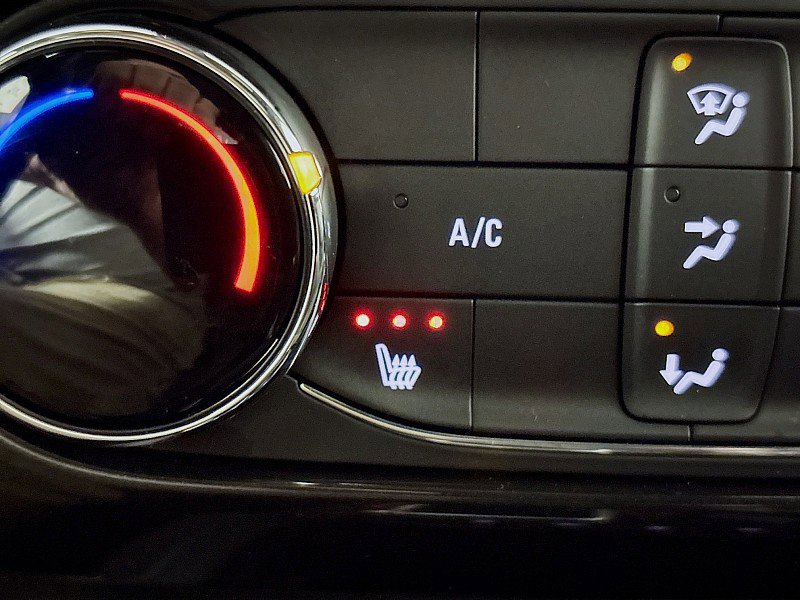 Used 2024 Chevrolet TrailBlazer ACTIV w/ Driver Confidence Package image 20