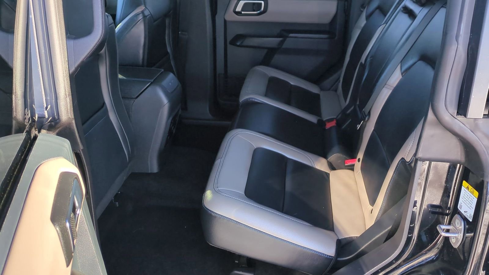 Certified 2024 Ford Bronco Wildtrak image 19