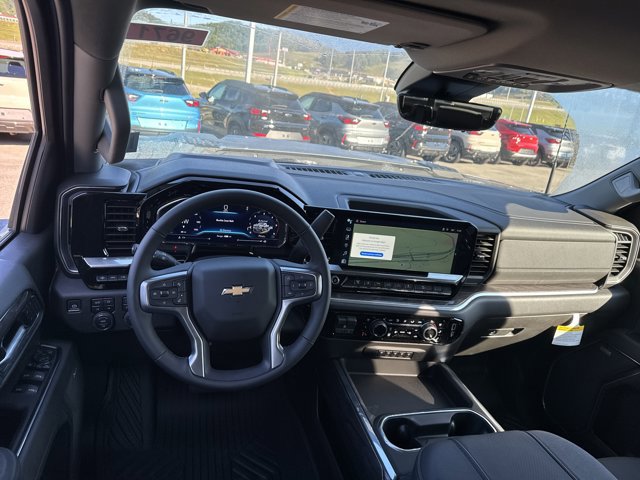New 2025 Chevrolet Silverado 2500 LTZ w/ LTZ Premium Package AWD/4WD image 16