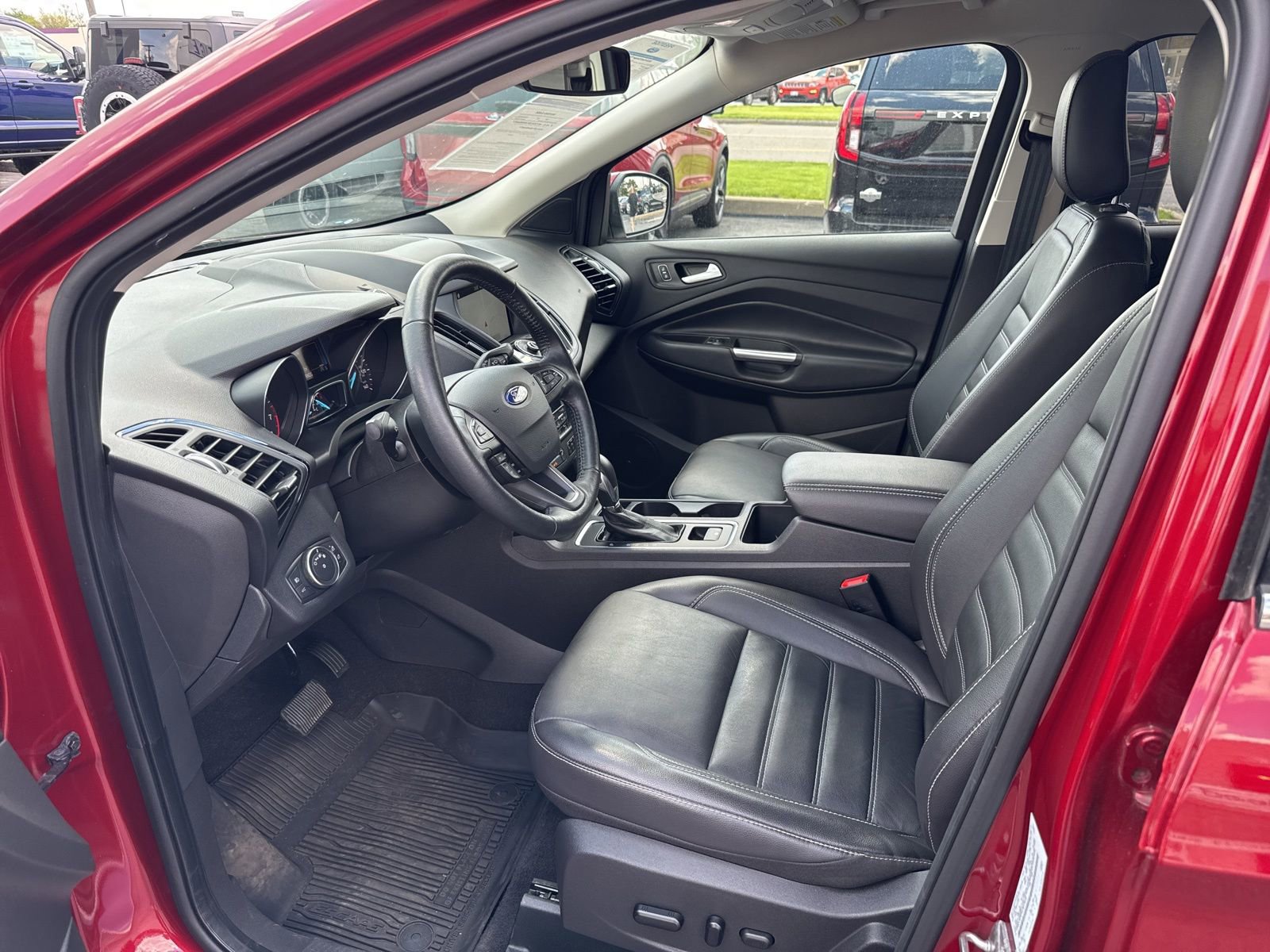 Used 2019 Ford Escape Titanium AWD/4WD image 19