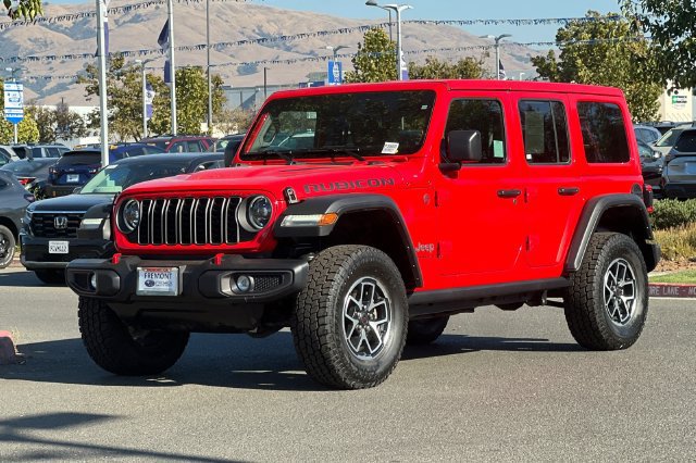 Used 2025 Jeep Wrangler Unlimited Rubicon AWD/4WD image 8