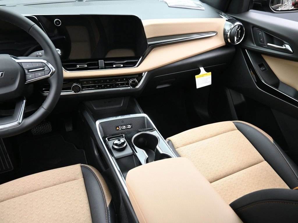 New 2026 Chevrolet Equinox ACTIV w/ Convenience Package III AWD/4WD image 12