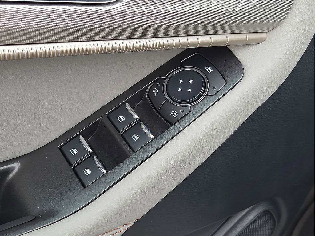 Used 2026 Ford Explorer Active w/ Active Comfort Package image 22