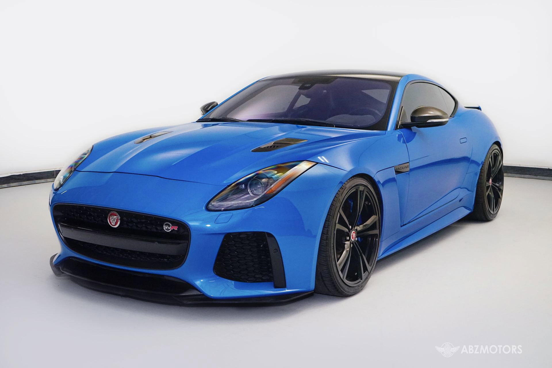 Used 2017 Jaguar F-TYPE SVR AWD/4WD image 2