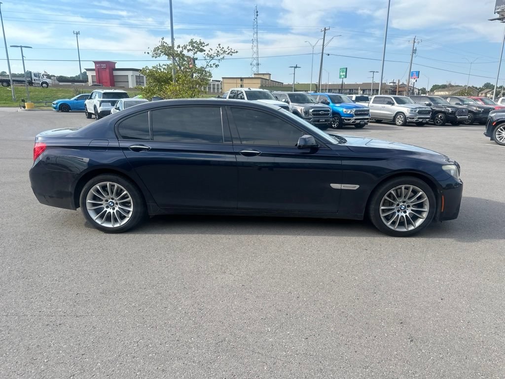Used 2010 BMW 750Li RWD image 2