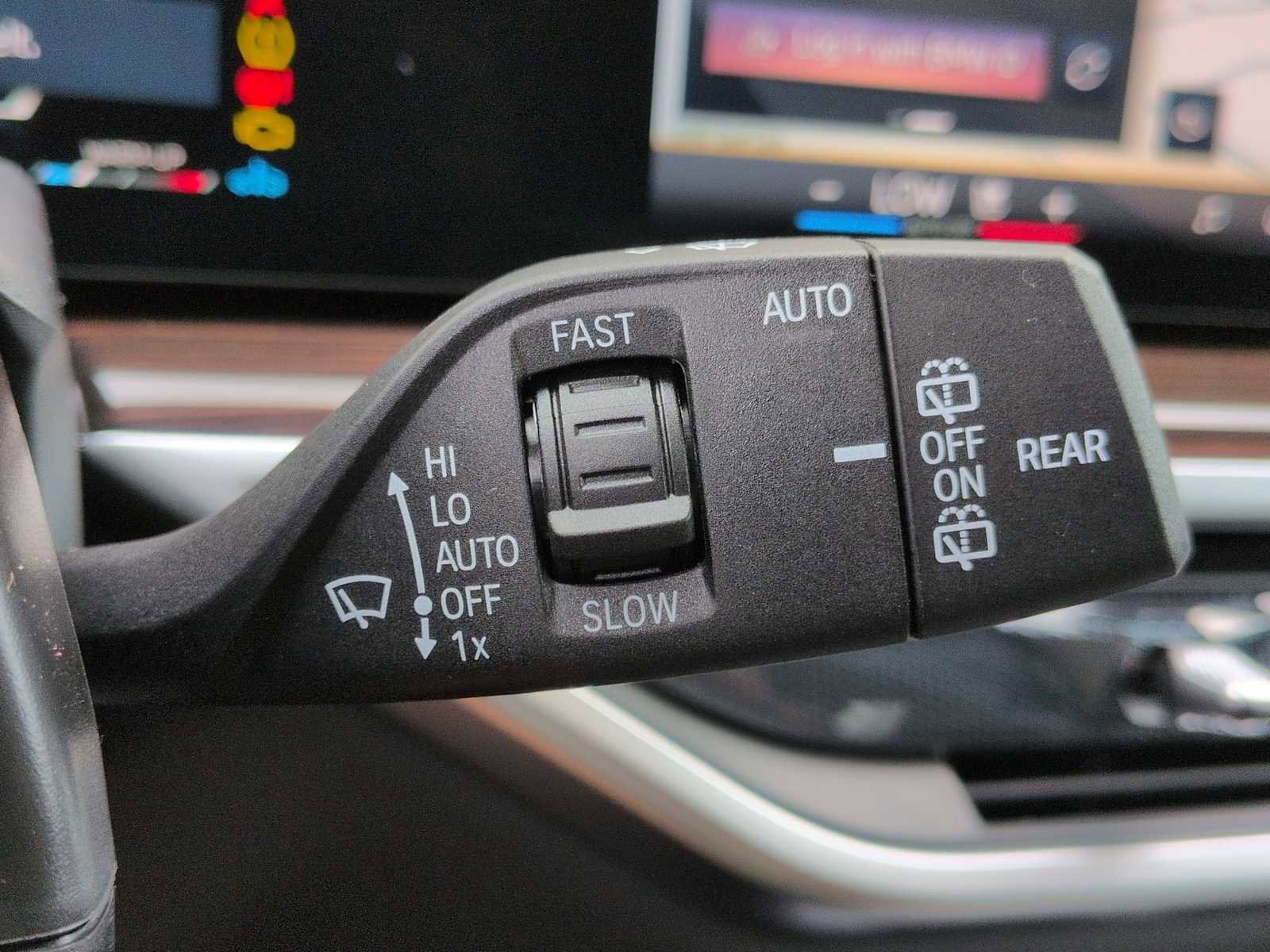 Used 2026 BMW X5 xDrive40i w/ Premium Package image 28