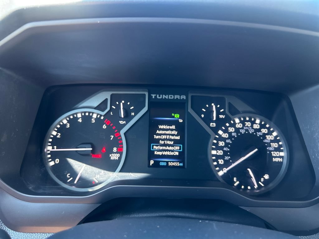 Used 2022 Toyota Tundra SR5 w/ Advanced Technology Package AWD/4WD image 17