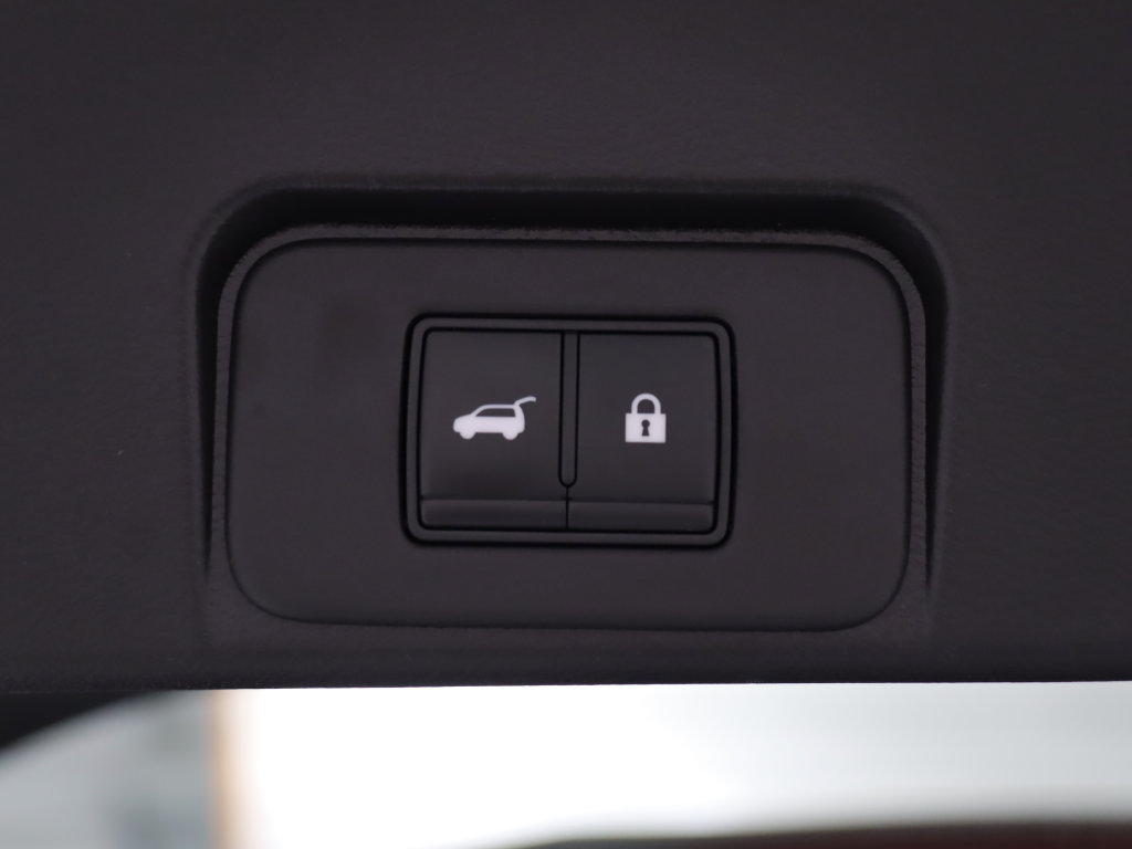 Used 2022 Nissan Rogue SV w/ SV Premium Package AWD/4WD image 31
