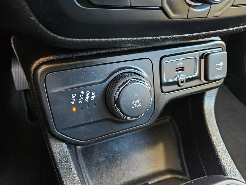 Used 2021 Jeep Renegade Sport AWD/4WD image 28