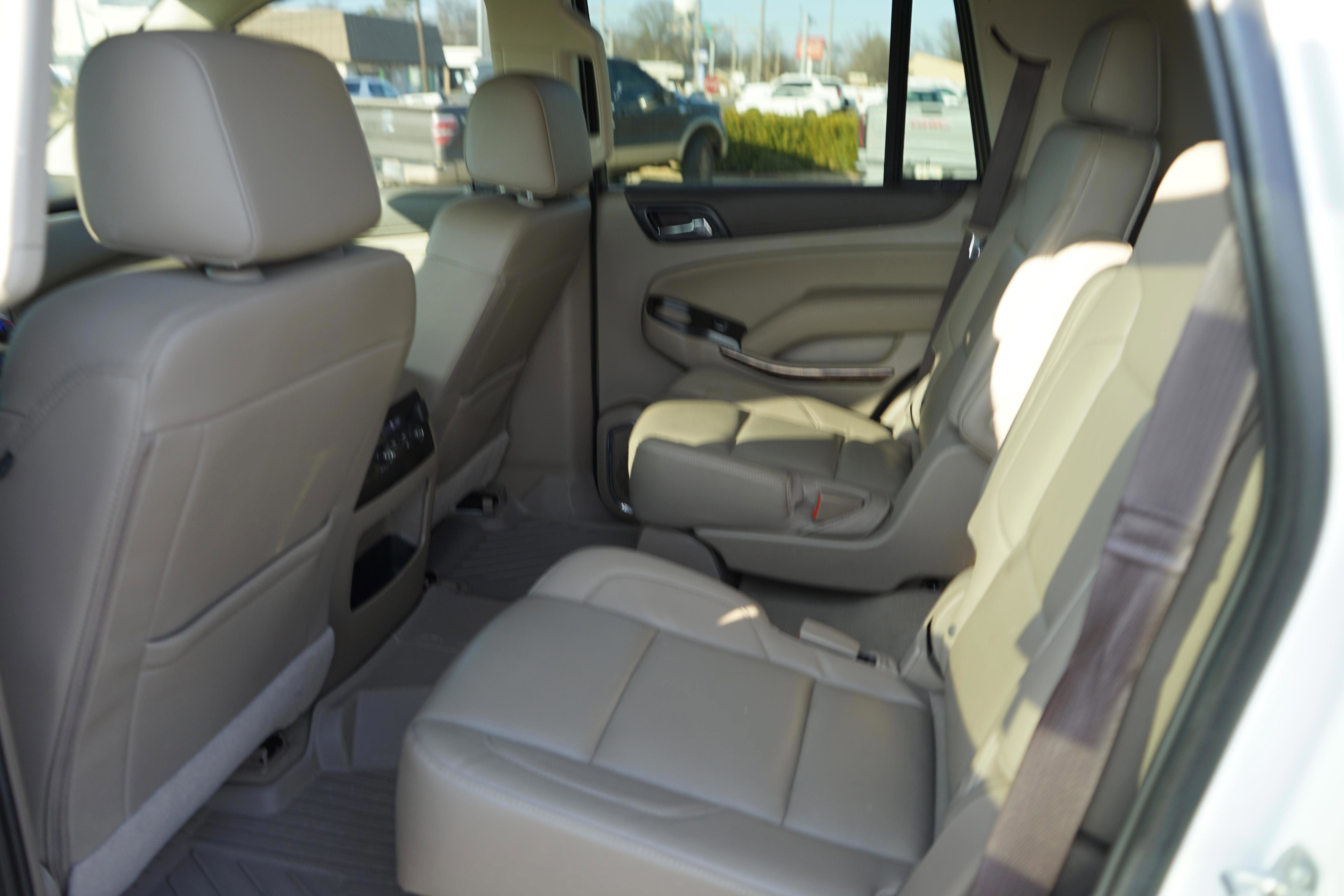 Used 2020 GMC Yukon SLT RWD image 18