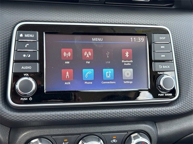 New 2025 Nissan Kicks Play S image 26