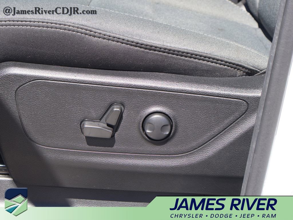 Used 2022 RAM 1500 Big Horn image 23