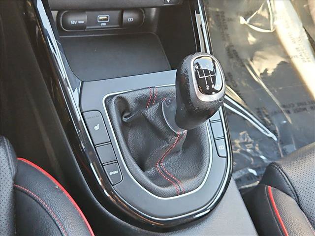 Used 2022 Kia Forte GT FWD image 12