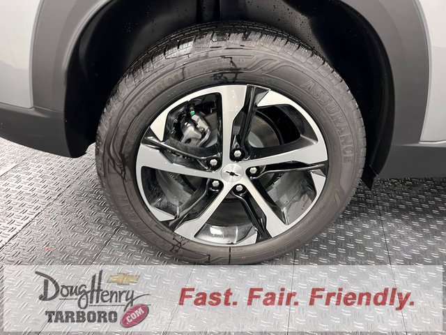 New 2026 Chevrolet Trax RS w/ Sunroof Package image 17