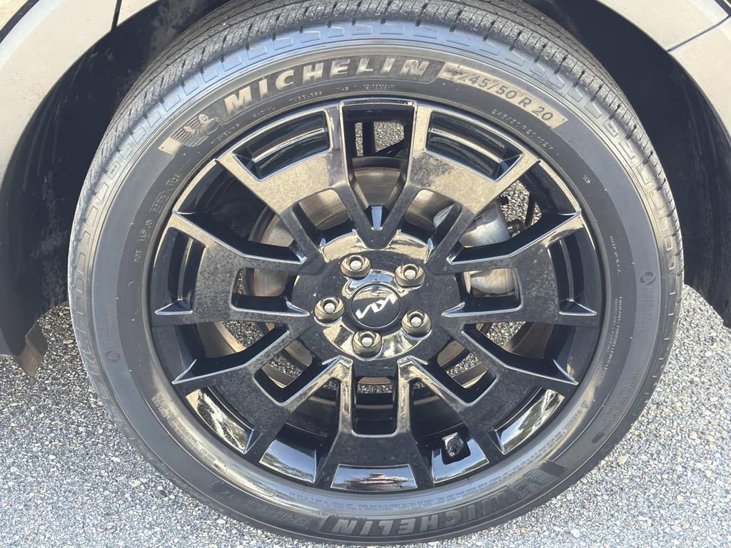 Used 2022 Kia Telluride SX w/ SX Prestige Package image 11