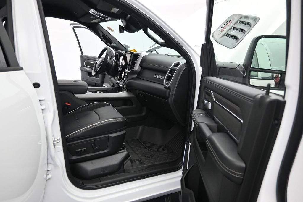 Used 2026 RAM 3500 Laramie w/ Night Edition AWD/4WD image 16
