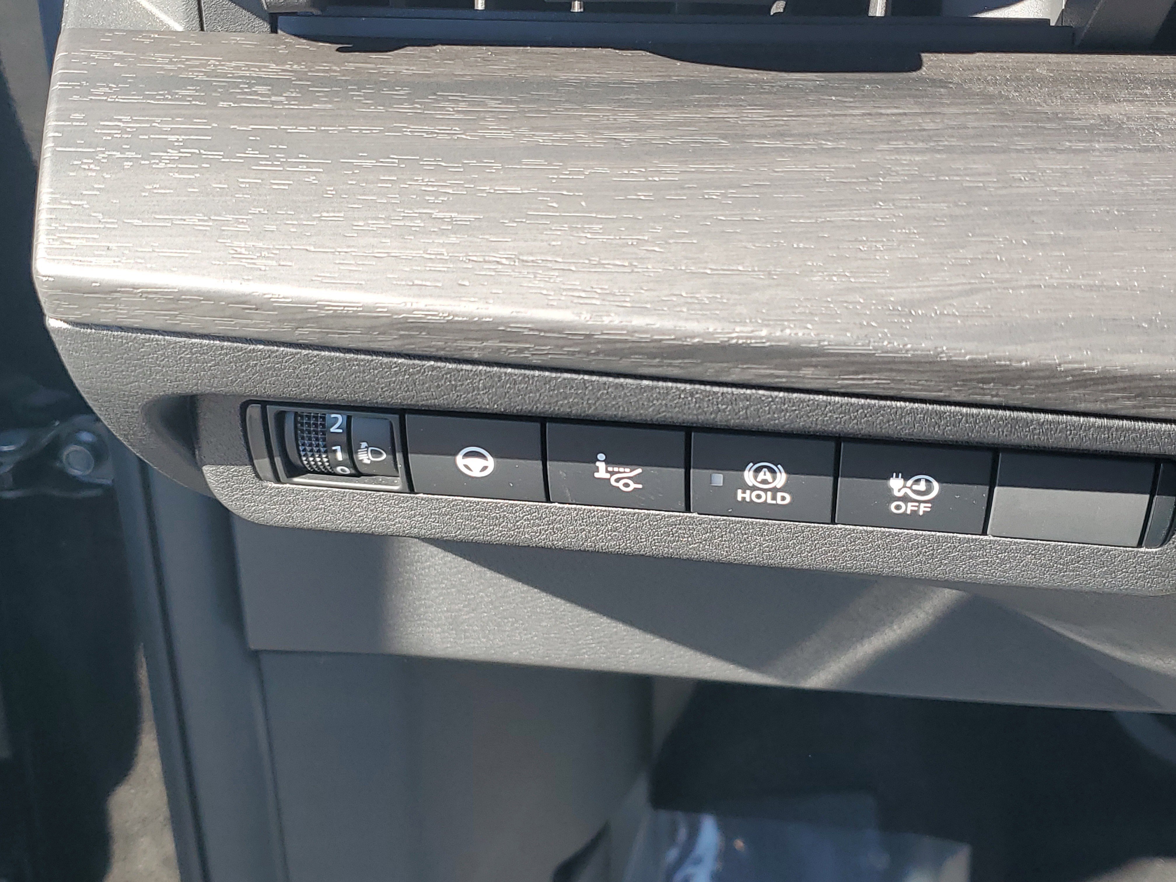 Certified 2023 Nissan Ariya FWD image 25