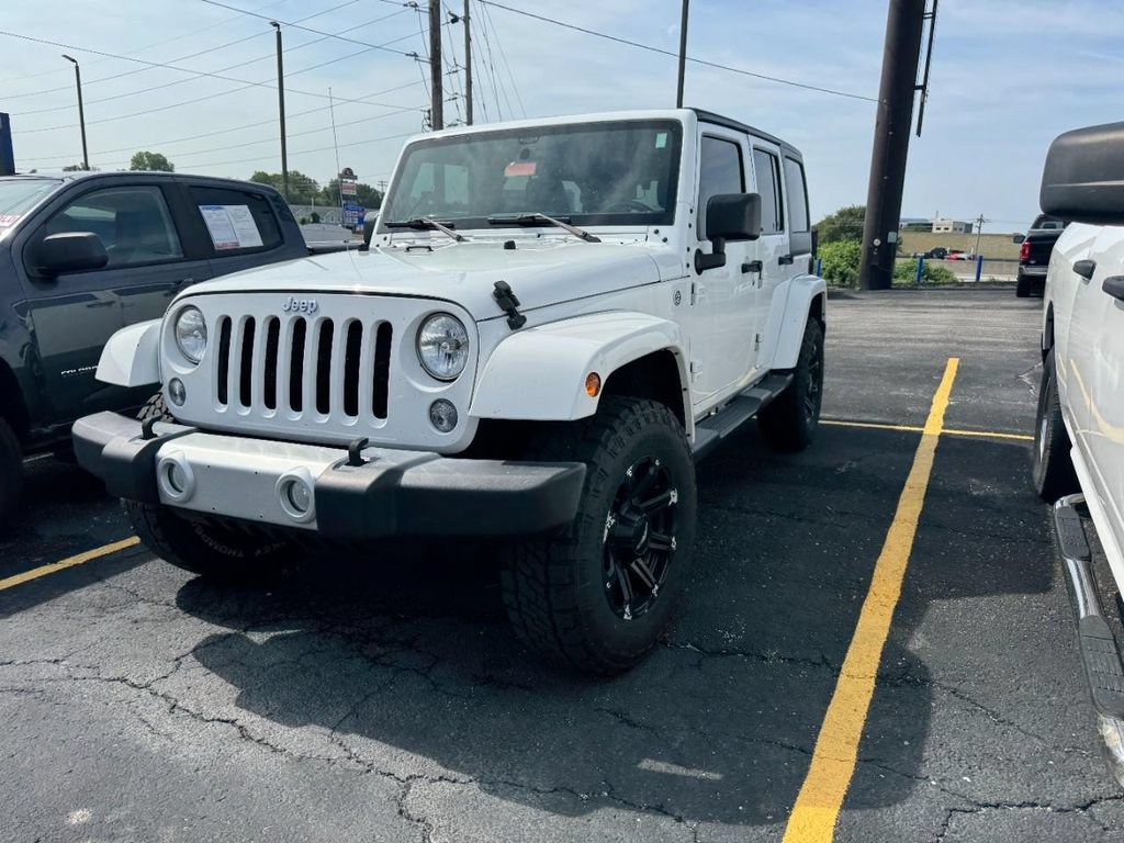 Used 2015 Jeep Wrangler Unlimited Sahara AWD/4WD image 10